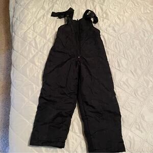 Kids Black Overall Snowpants Size S (7/8) Warm Winter Nylon Bibs Zipper